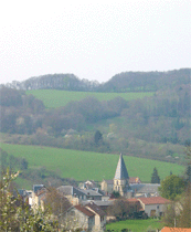 Ferri&egrave;res vue de la route du Mayet-de-Montagne
